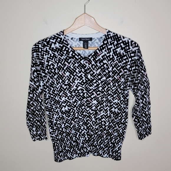 WHBM | Black & White Print Snap Button Cardigan Sweater Size Medium - Picture 1 of 5